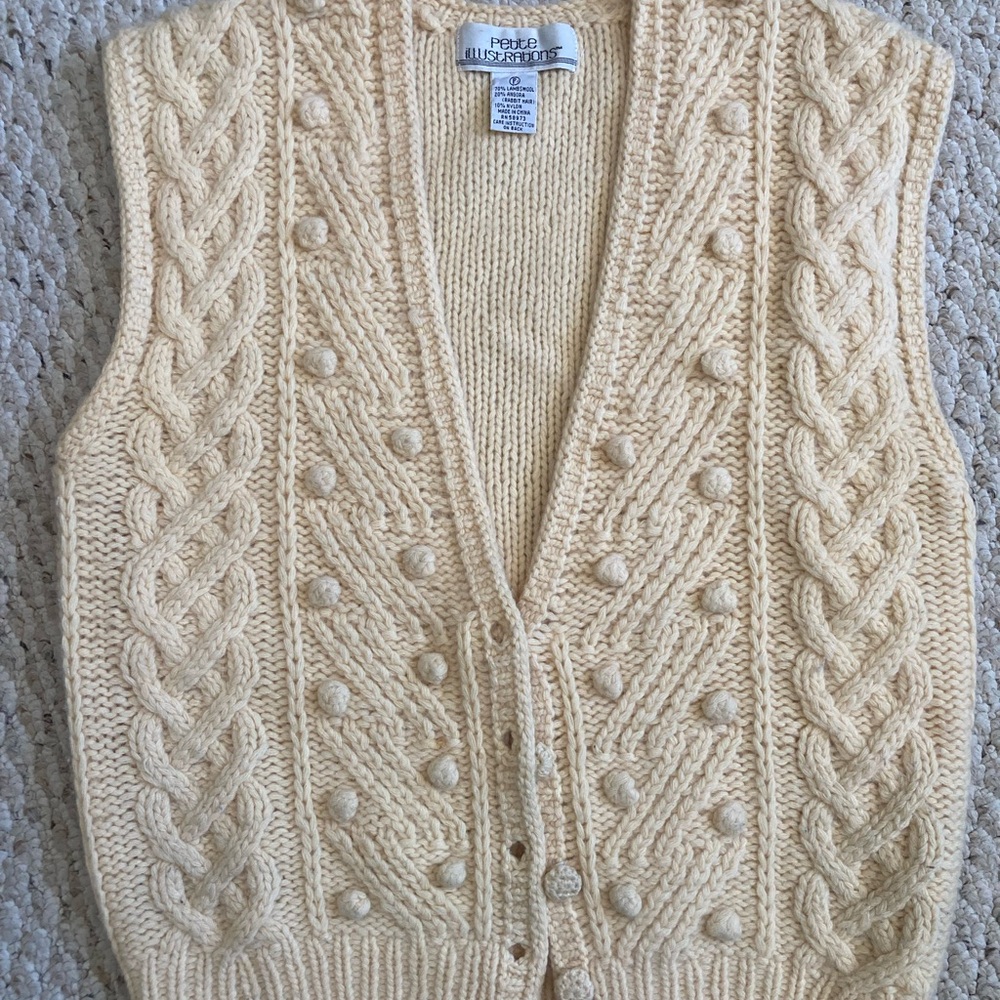 VINTAGE Cable Knit Cream Sweater Vest